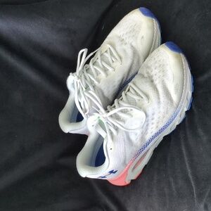 Men's Under Armour HOVR Infinite 3 Mens sz 10​​​